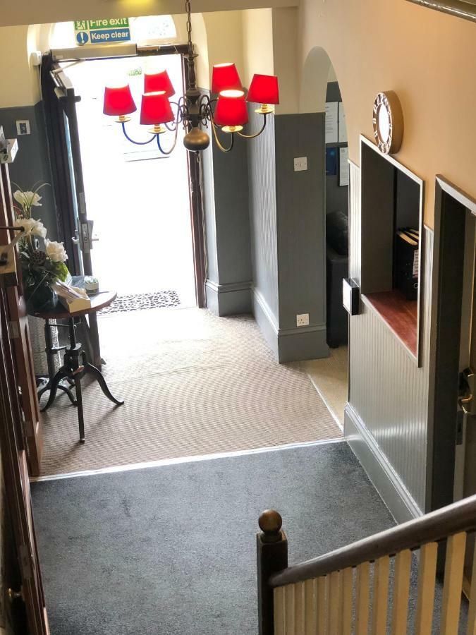 Pine Lodge Hotel & Restaurant マンスフィールド エクステリア 写真